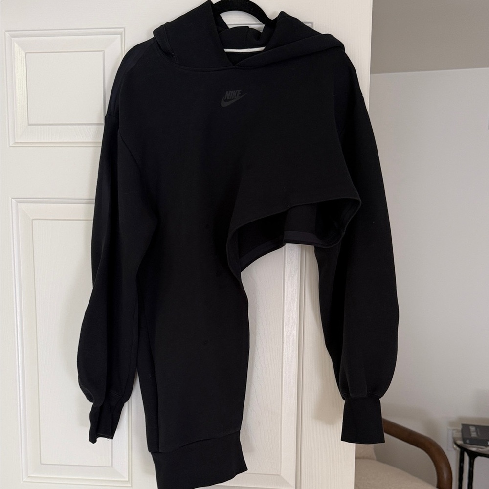 Nike Women's Black asymmetrical hoodie - Picture 2 of 3
